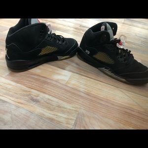 Air Jordan V 5 Sneakers Women7.5 Youth 6